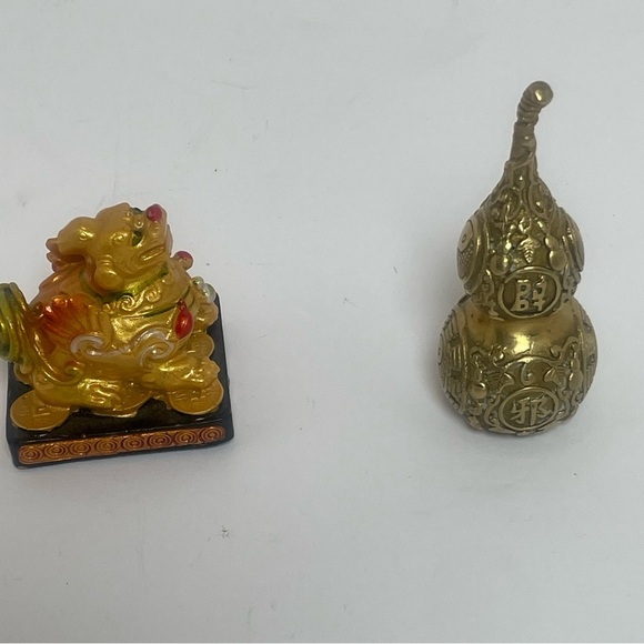 Gold Tone and Brass Feng Shui Figurine Set with Wu Lu - Picture 7 of 12